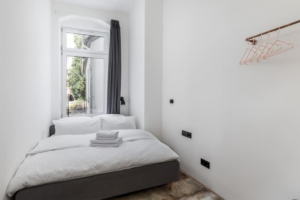 Coolest Apartment In Berlin, Easy Check-In, Industrial Style, Near City Center - Maisonette #2 ภายนอก รูปภาพ